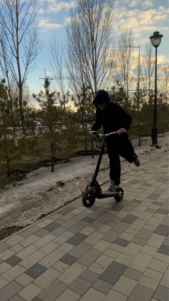 Продам kugoo kirin m4 pro