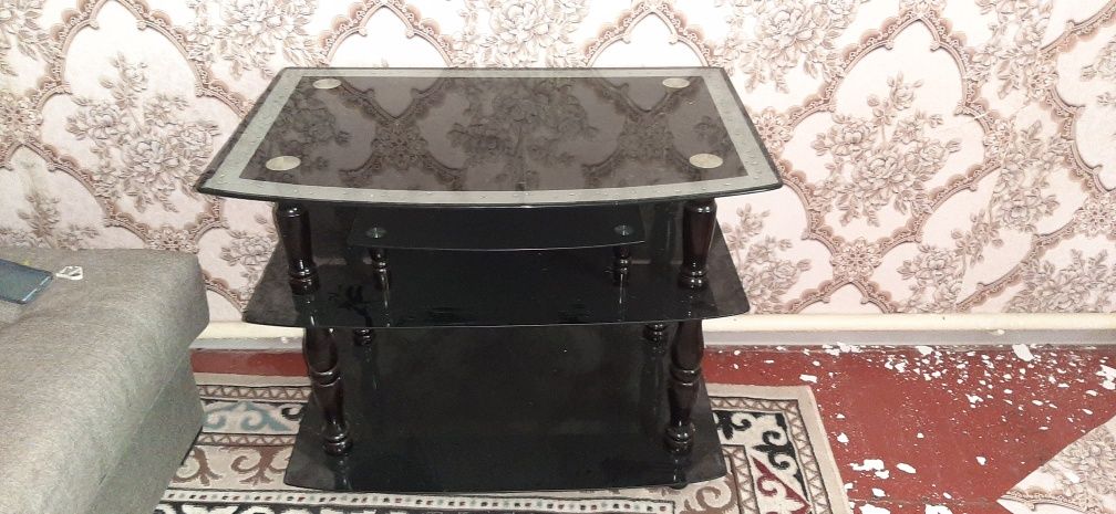 Телевизор подставкасы сатылады, жағдайы жақсы...
