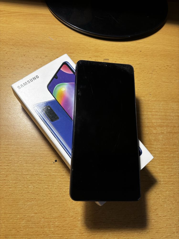 Продаю Samsung A31 в хорошем состояний
