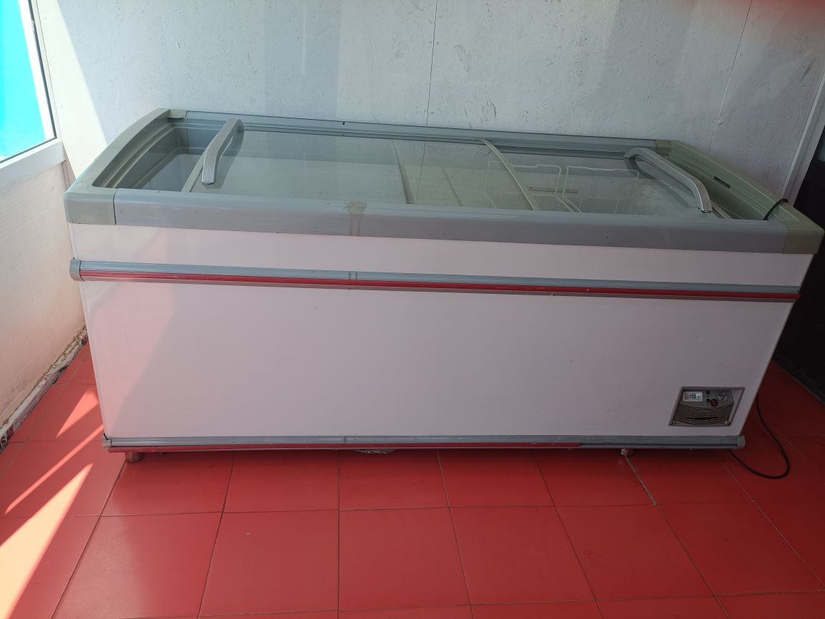 Продам морозильник