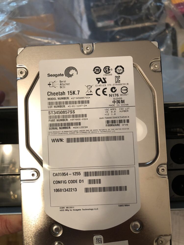 ДВЕ СХД Fujitsu DX80 x5 450 Gb SAS 15k/ 2x Controller/ x2 PSU
