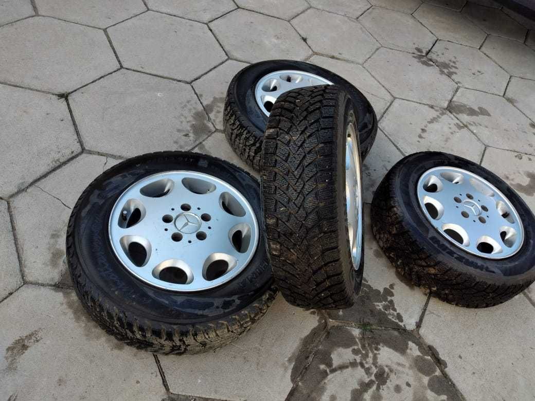 Продаются Зимние шины, размеры: 195, 65, 15
