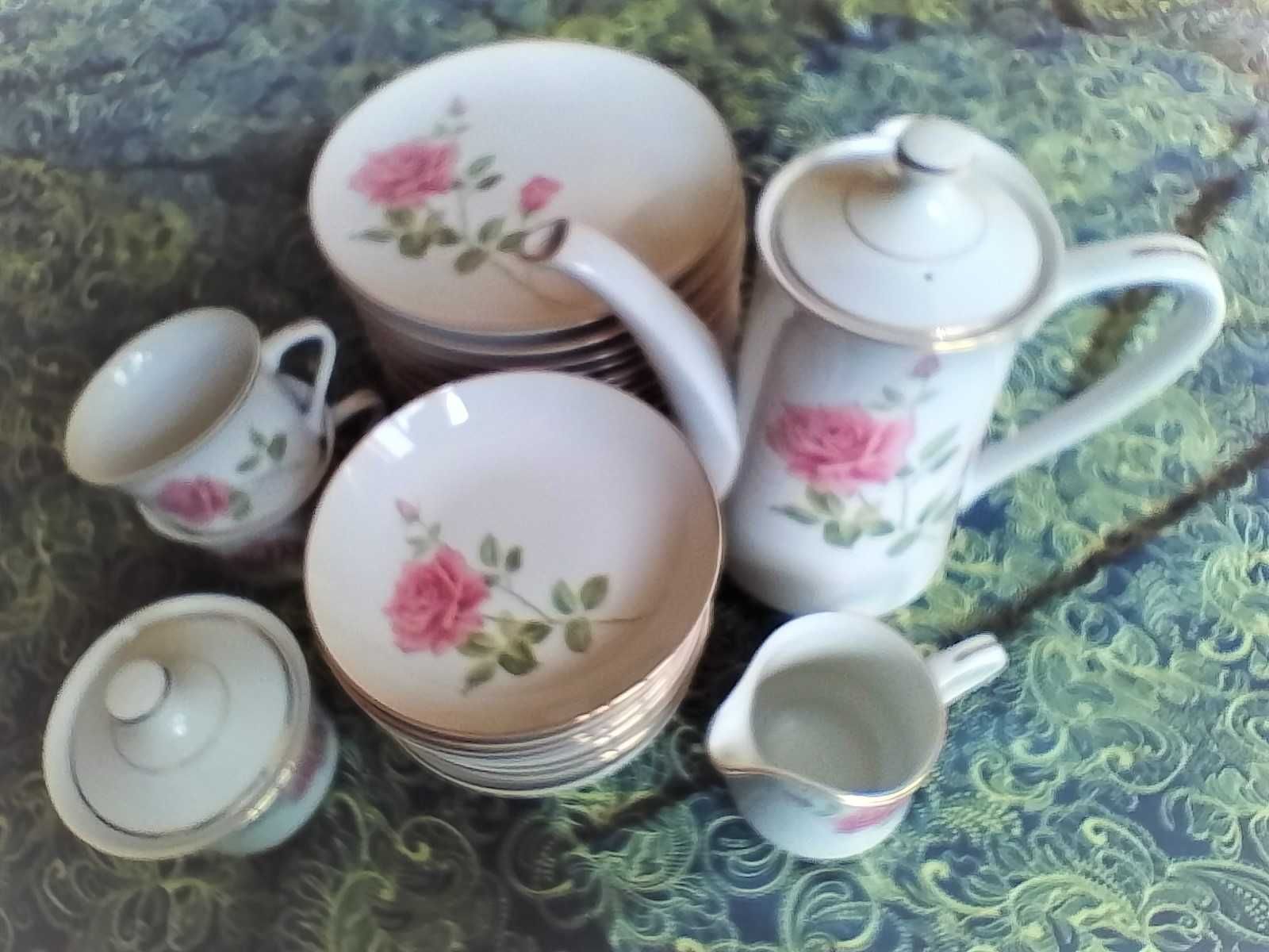 Чайный сервиз. 70-е годы 20-го века. Япония. На 12 персон.