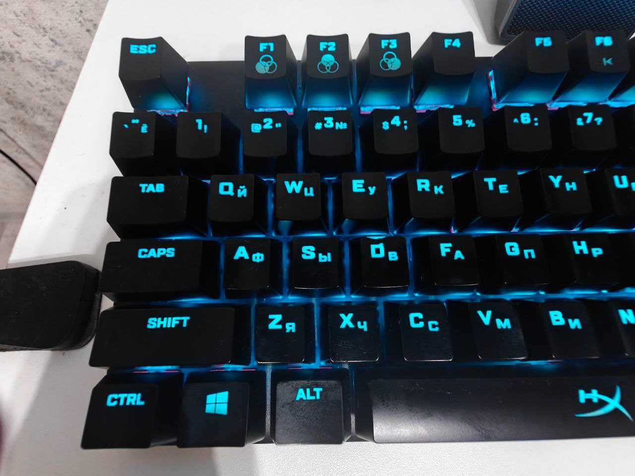 Продаю механическую клавиатуру HyperX Alloy Origins