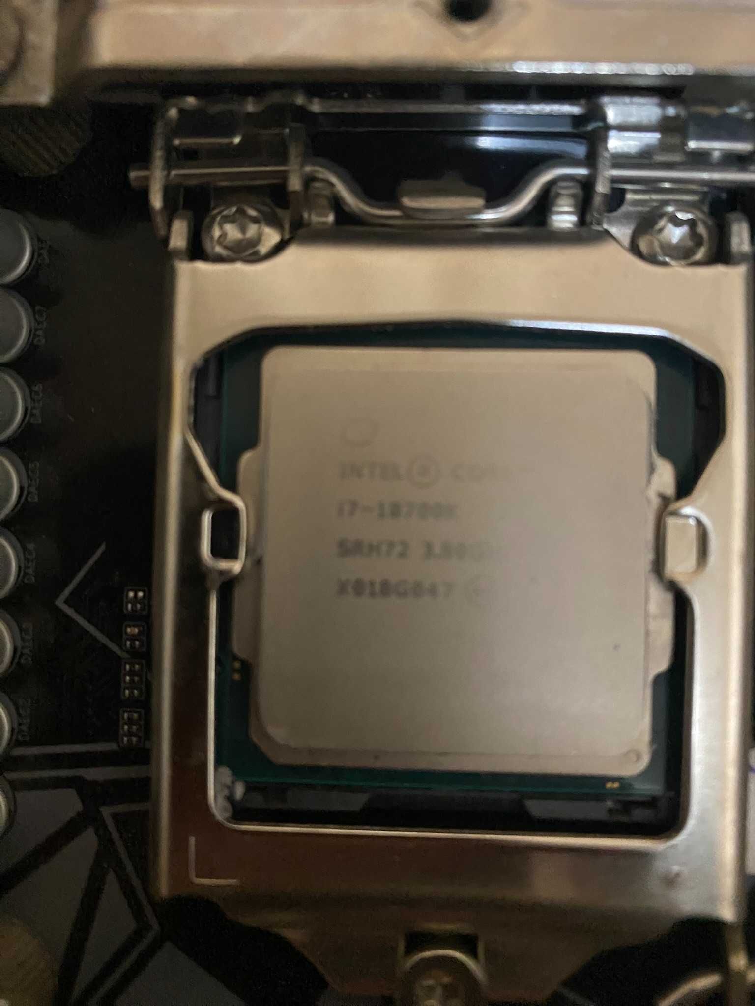 Мат. плата с процессором, Z490 Gaming X +10700k
