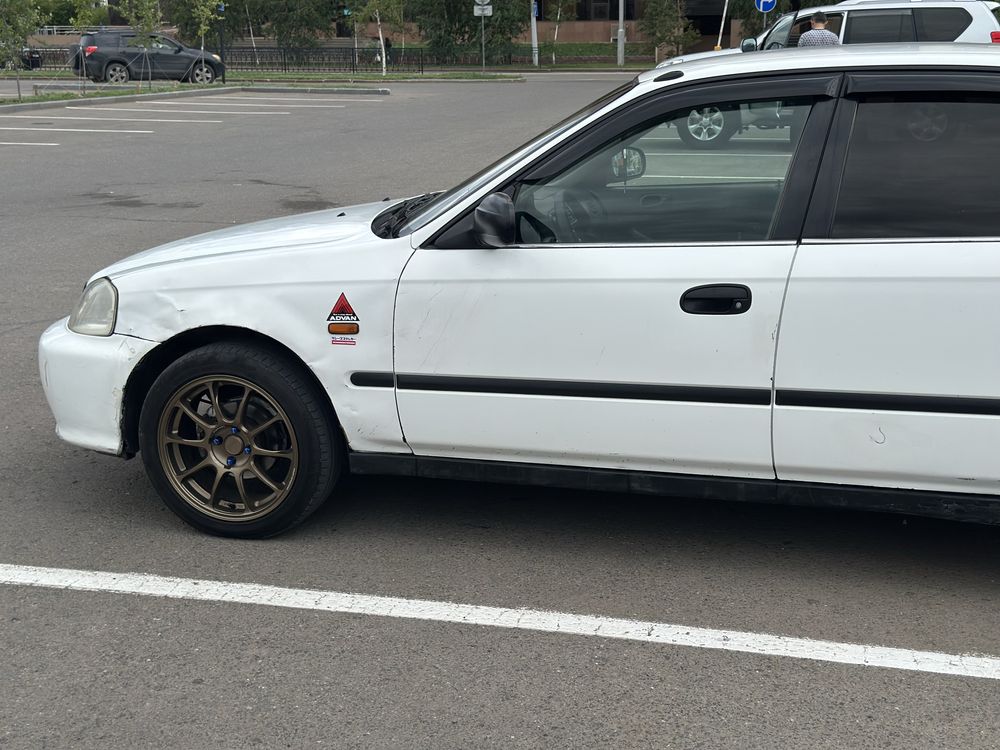 Honda civic EK3 1999 рестайлинг D15B