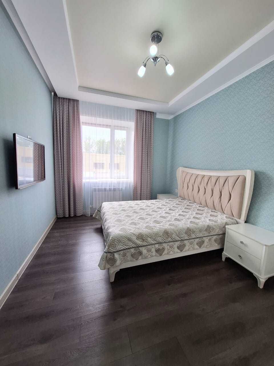 Продаётся 3 комн. квартира, район памятника Маншук Маметовой