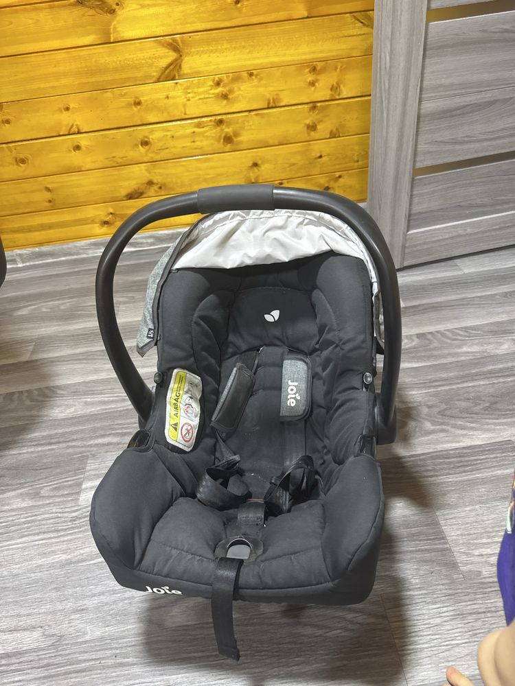 Продам автолюльку .