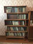 Продаю книжные полки бу в отл. сост. Чехословакия натур. дерево 5 штук