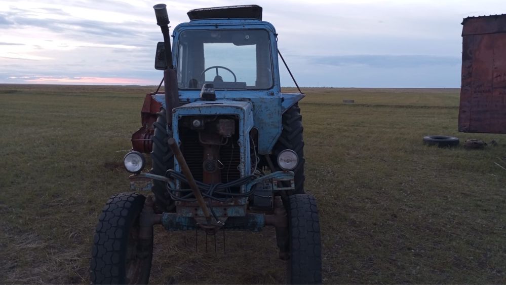 Продам МТЗ-80 трактор. В хорошом состоянии