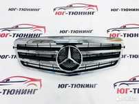 Решетка радиатора Mercedes w212 AMG хром (дорест)