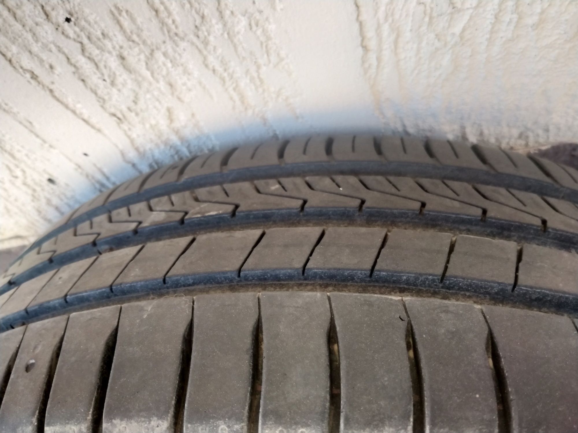 Жана титанка жаңа жаздық резинамен 195/65 R15