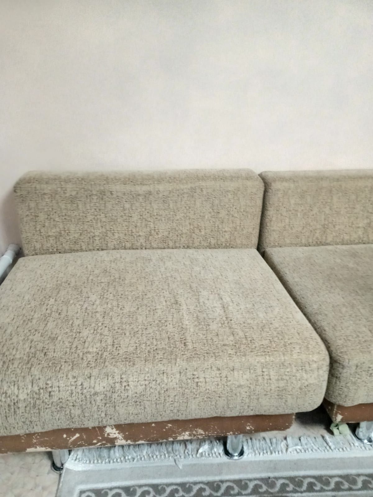 Срочно продам диван