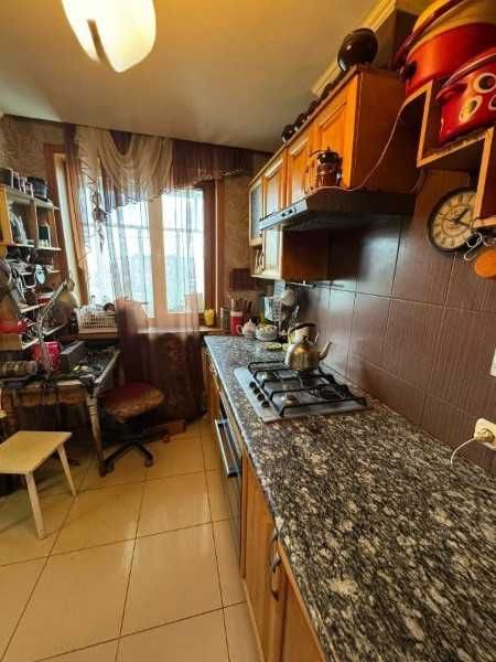 Продам 3-ком квартиру в 5 мкр