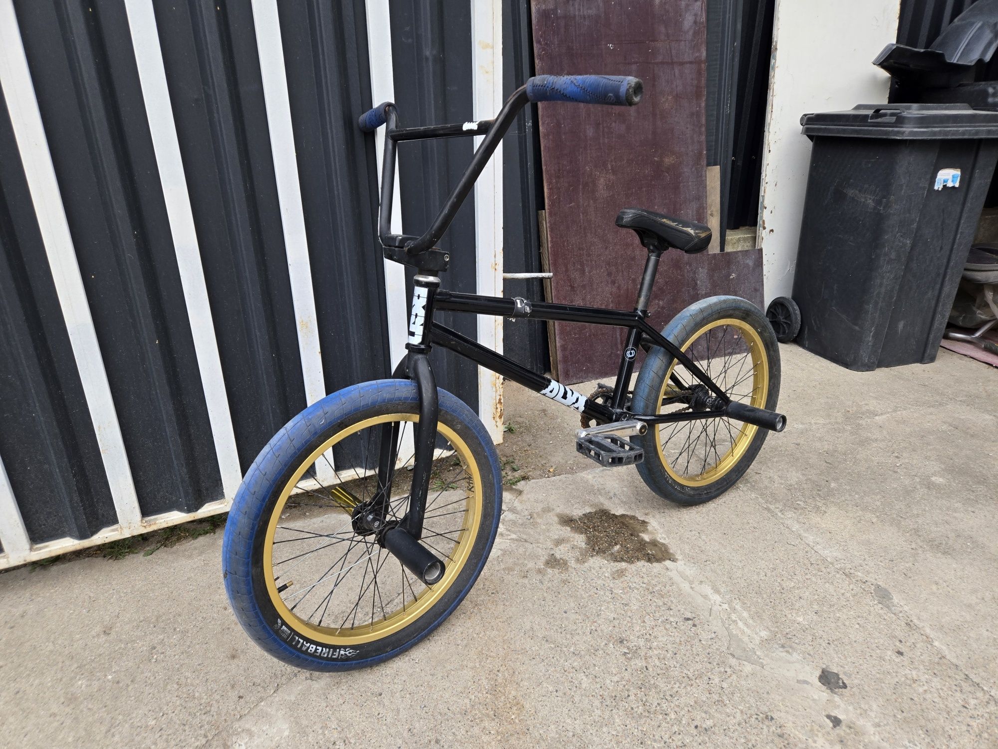 Продам велосипед BMX