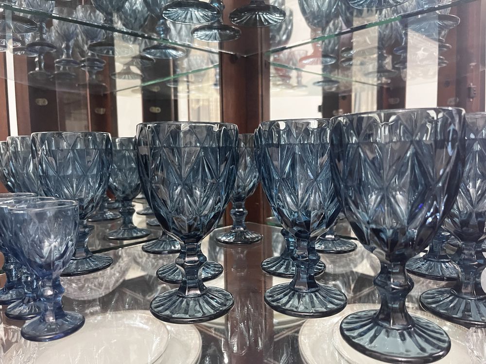 Продаются Фужеры/рюмки36шт