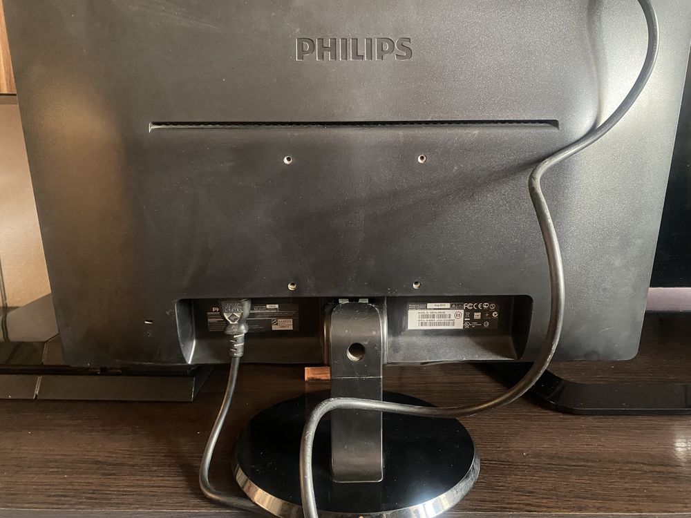 Монитор Philips 21,5дюйма / 60гц