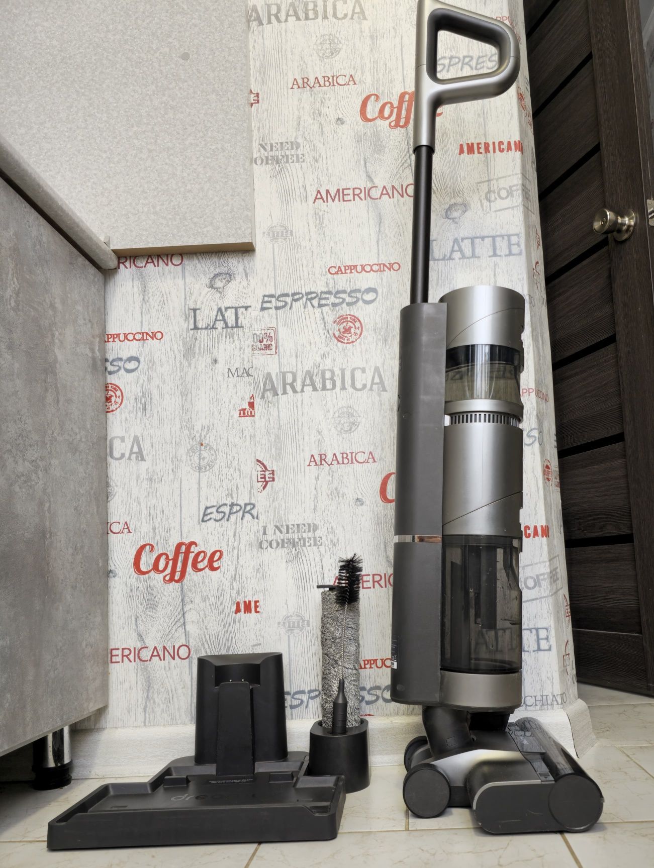 Пылесос моющий Dream H11 MAX WET & DRY VACUUM CLEANER серый