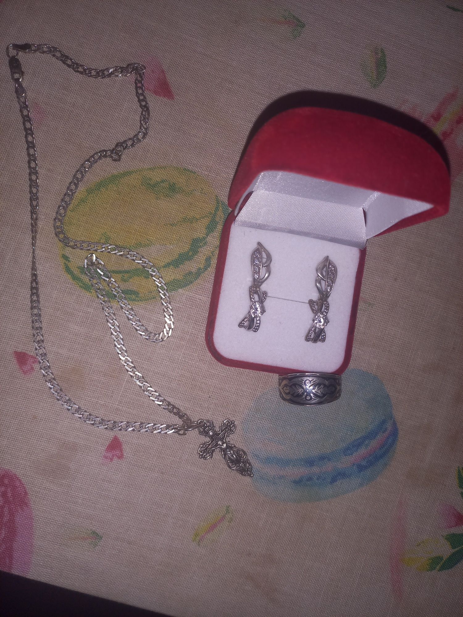Серёжки серебро 925 проба новые костыли в хорошем состоянии
