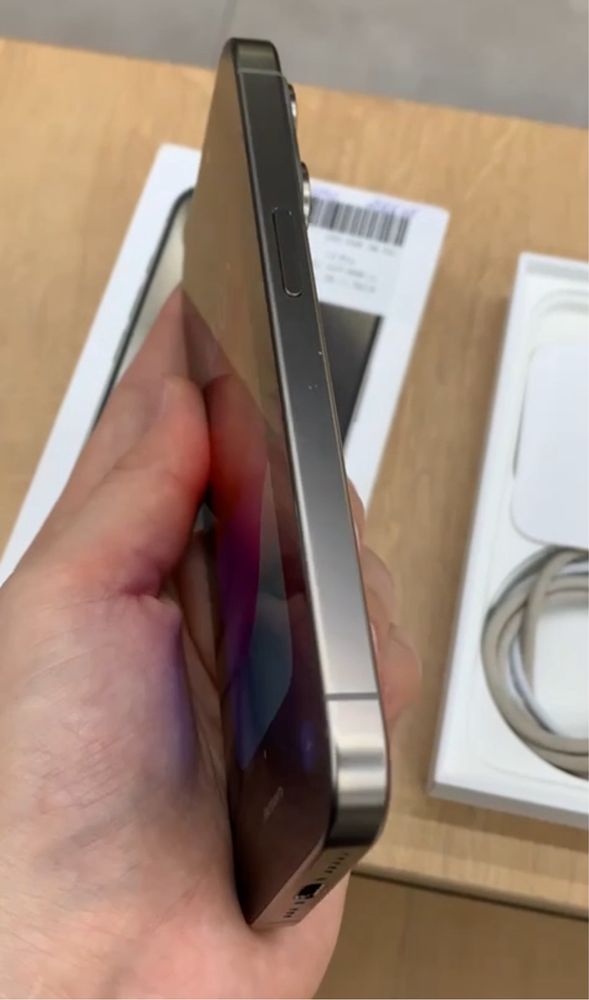 Iphone 15 pro 256 gb