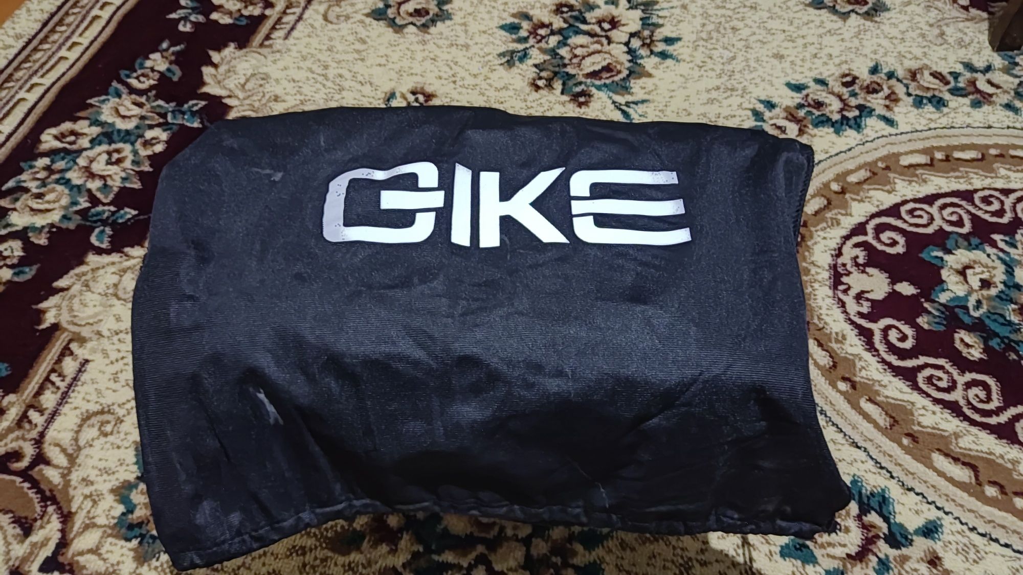 Продаю шлем Мотошлем GIKE QIKE черный M