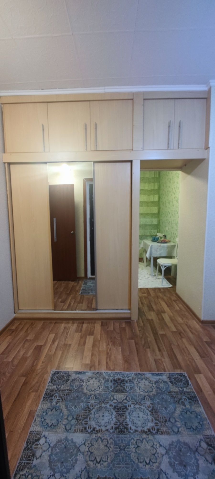 Срочно продается 1-ая квартира в районе Мега Центра