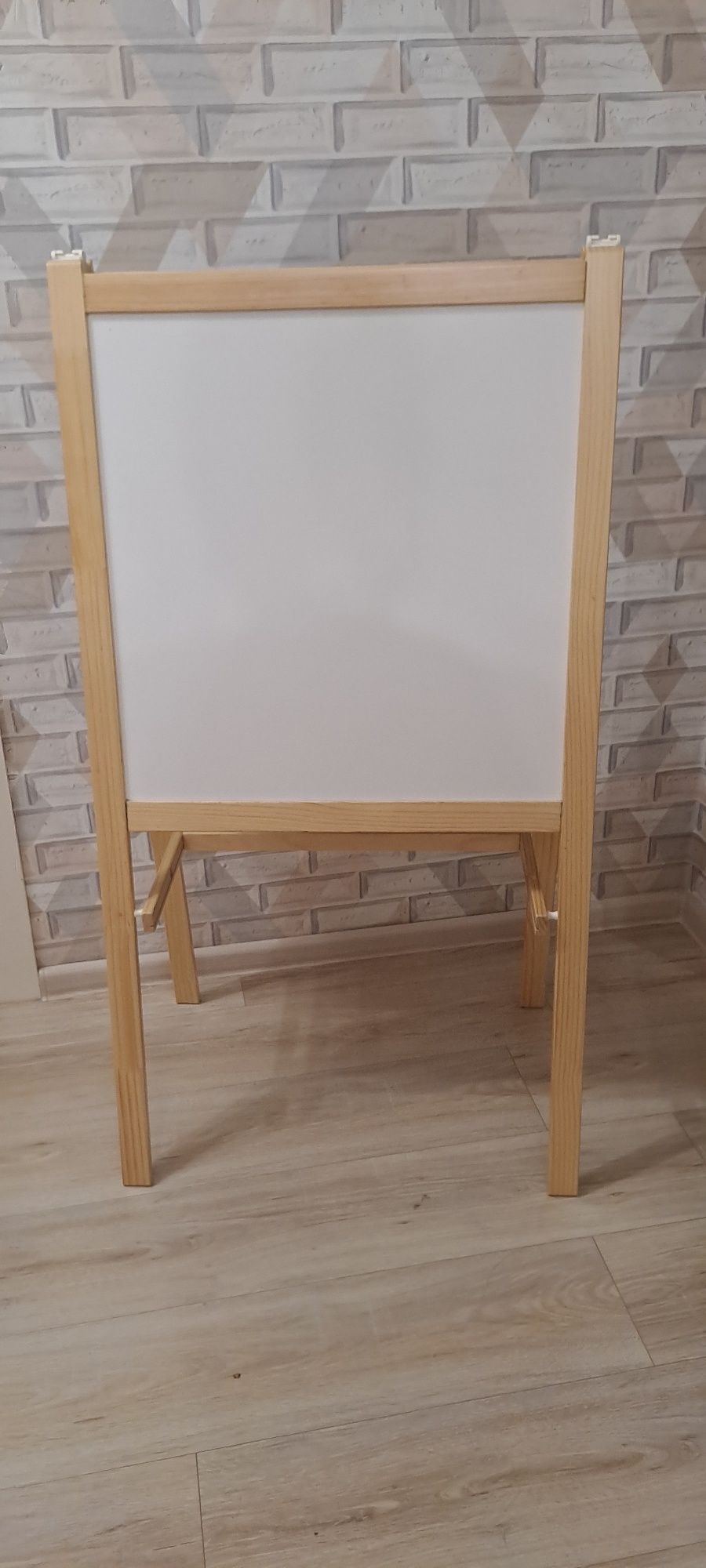 Мольберт Икеа продам