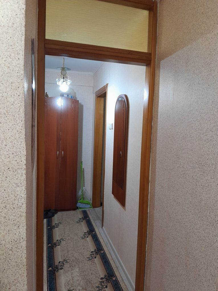 Продам 2 комнатную квартиру Катаева 15