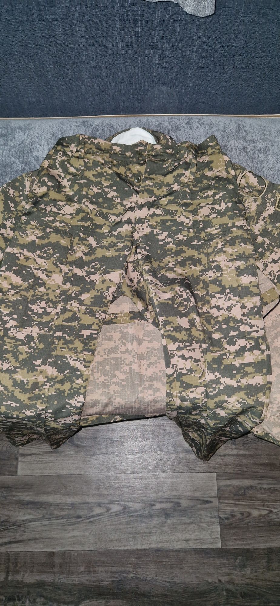 Военная одежда. Б/У