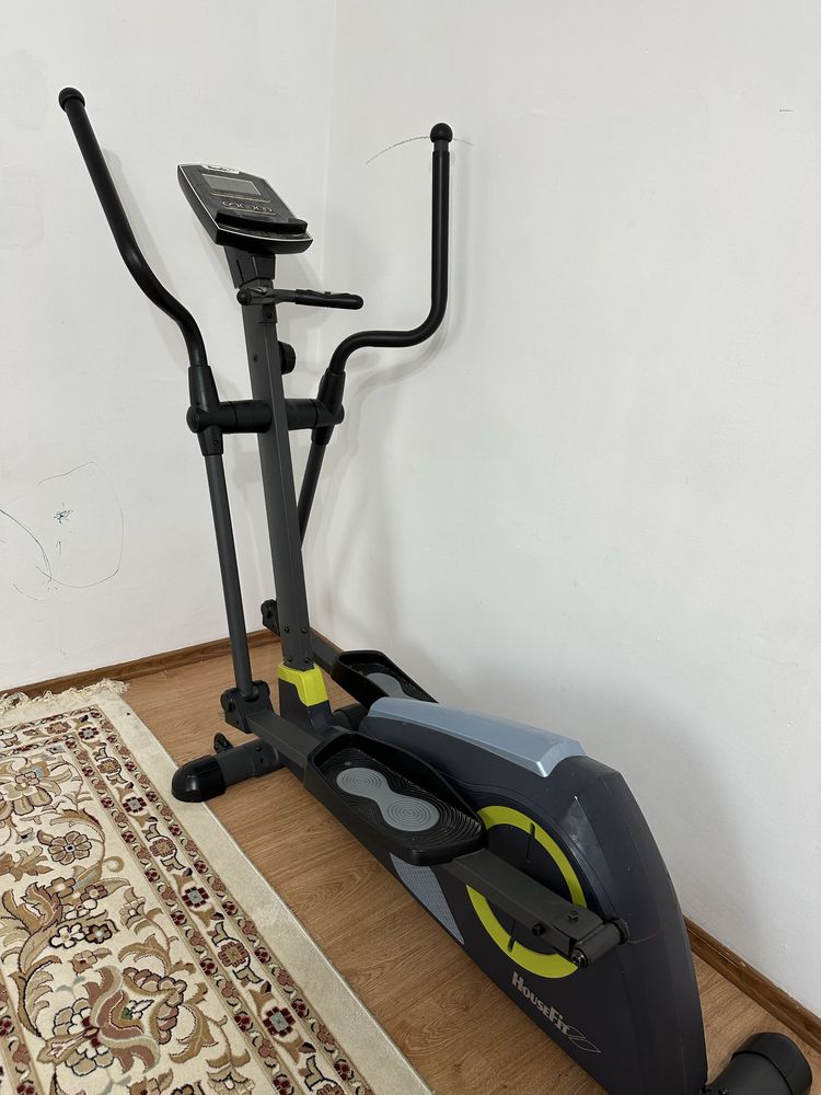 Продам эллиптическую тренжер