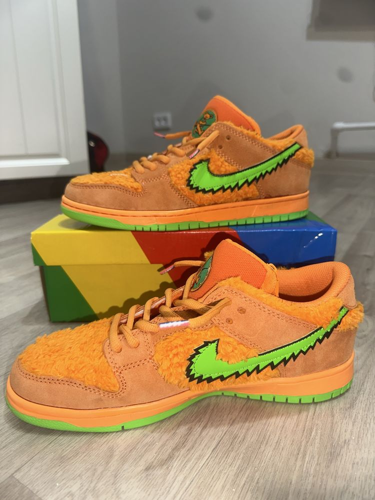 Новые кроссовки найк  SB Dunk Grateful Orange Bear