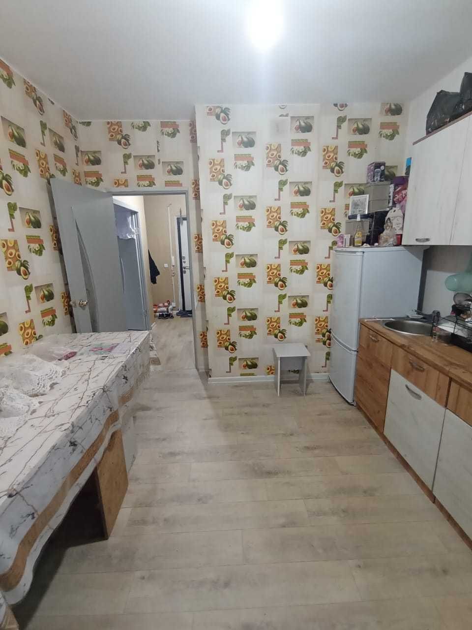 Продам 1 комн. квартиру в Уральске
