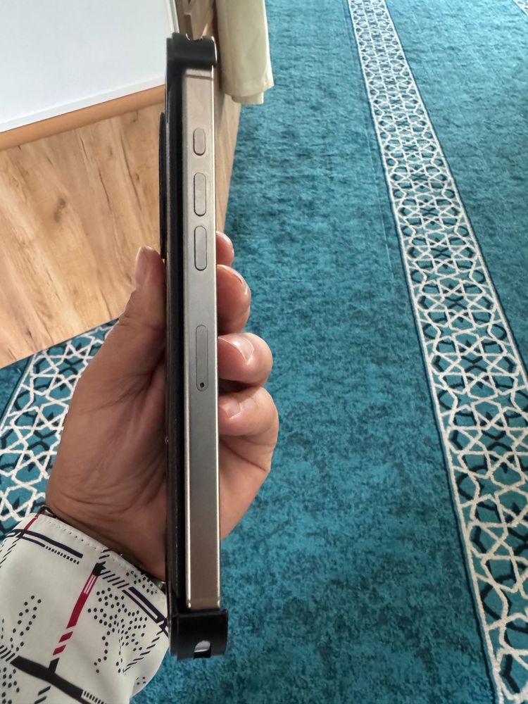 Iphone 16 pro max памят 1.тб