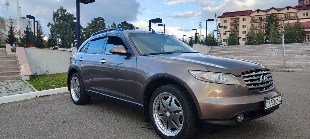 Infiniti fx 35 2004