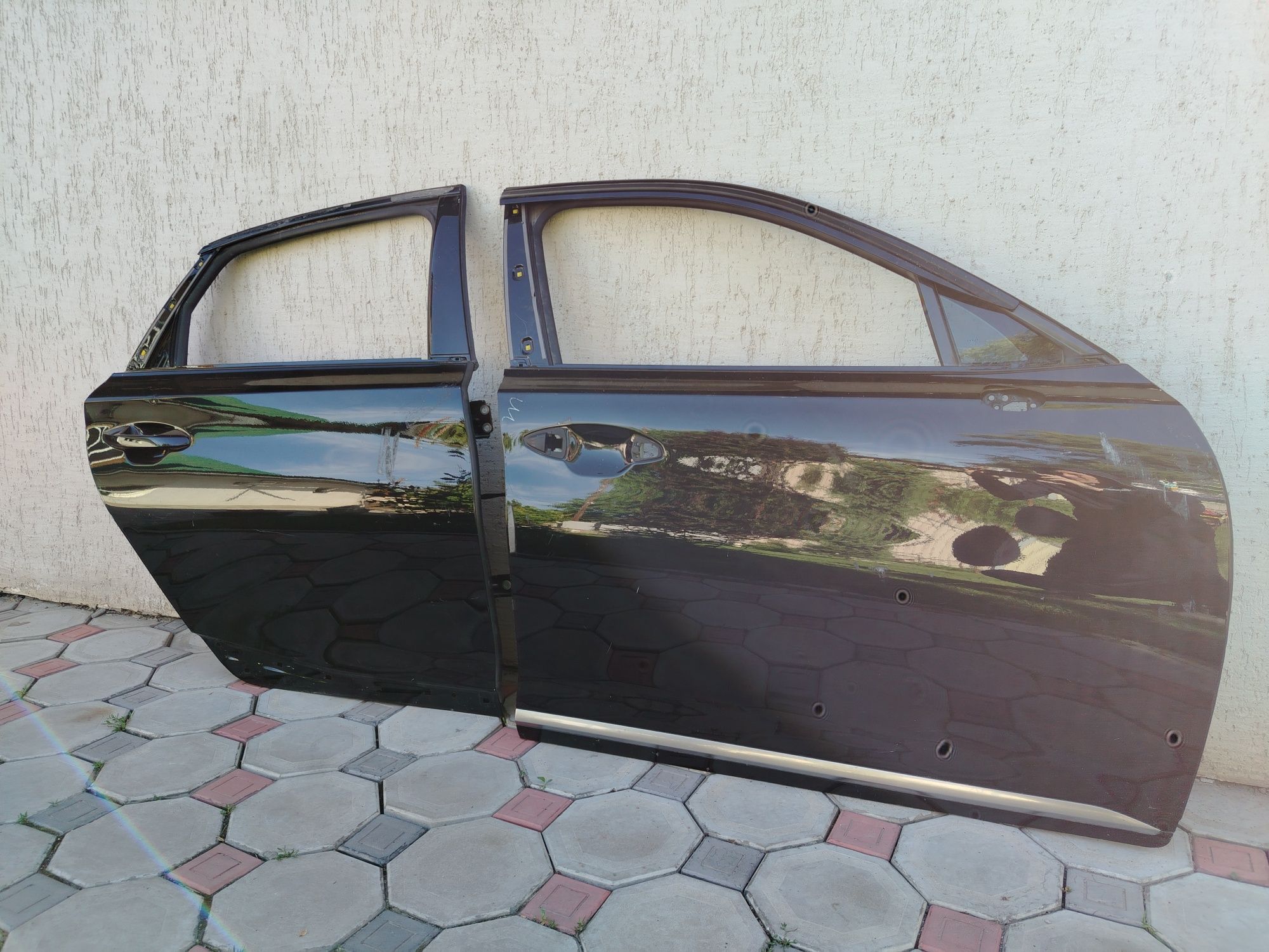 Двери оригинал Kia k8