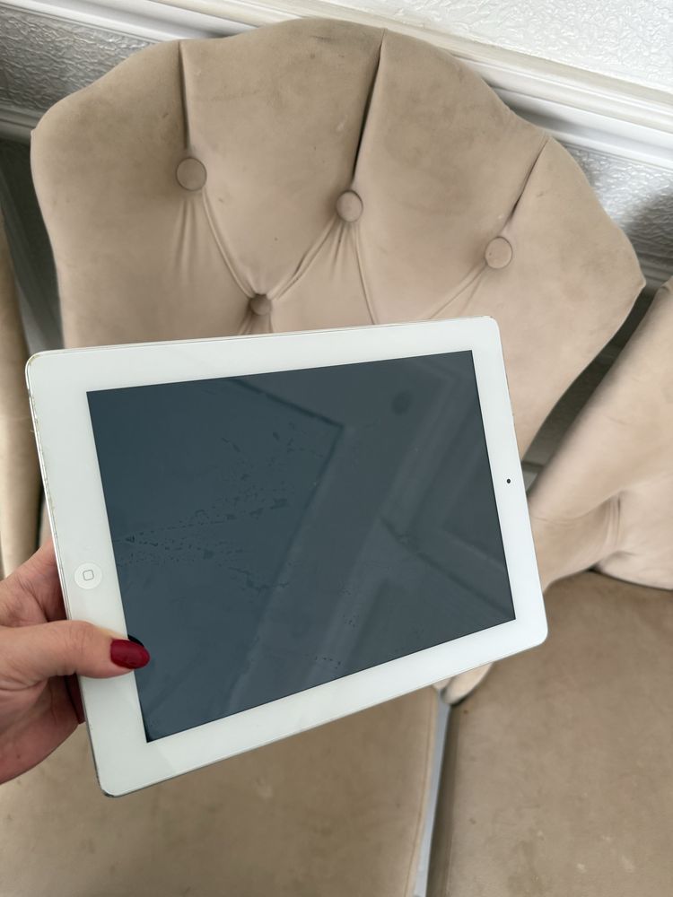 Ipad a1430  старый модель