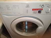 Продам стиральную машину Indesit