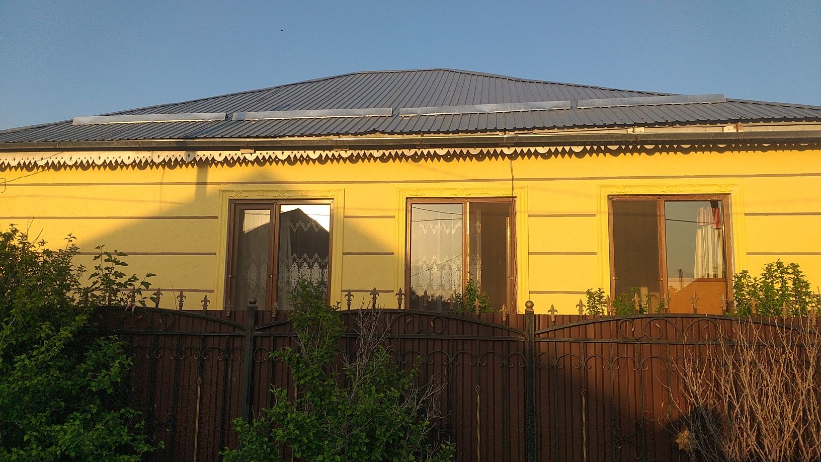 Дом продается.большои теплыи и сухои