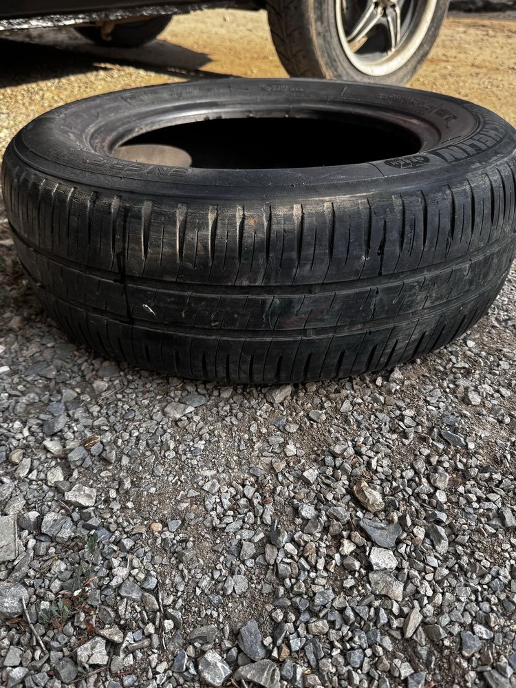 Продам michelin покрышку