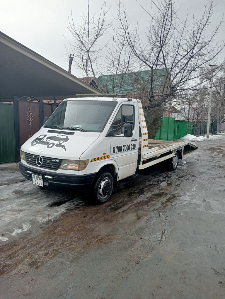 Продам эвакуатор спринтер