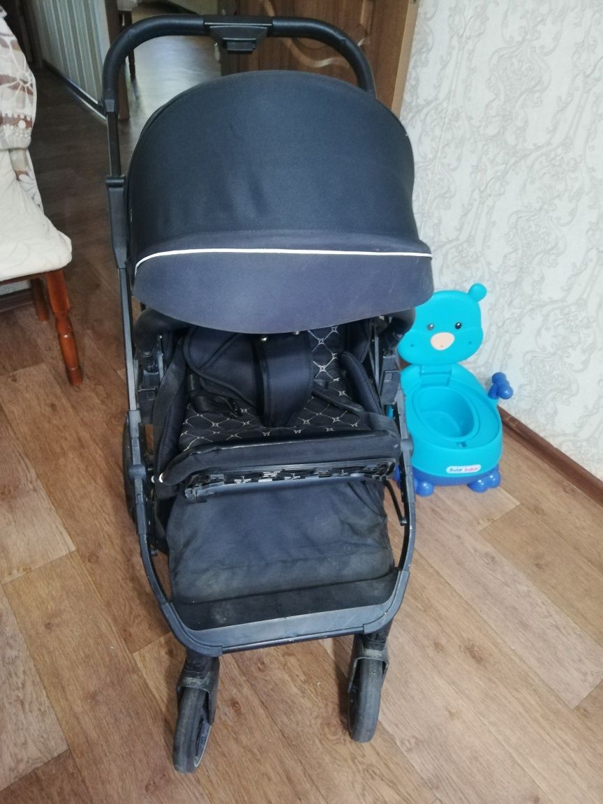Срочно продается летняя коляска