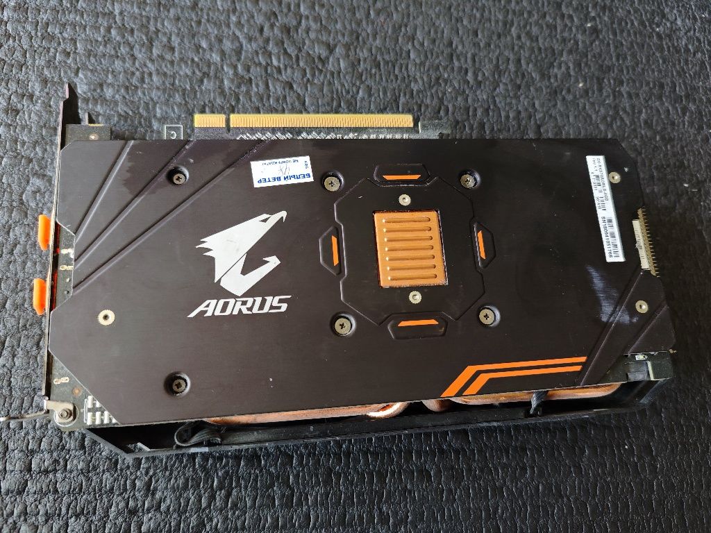 Видеокарта RX 570 4gb от Aorus