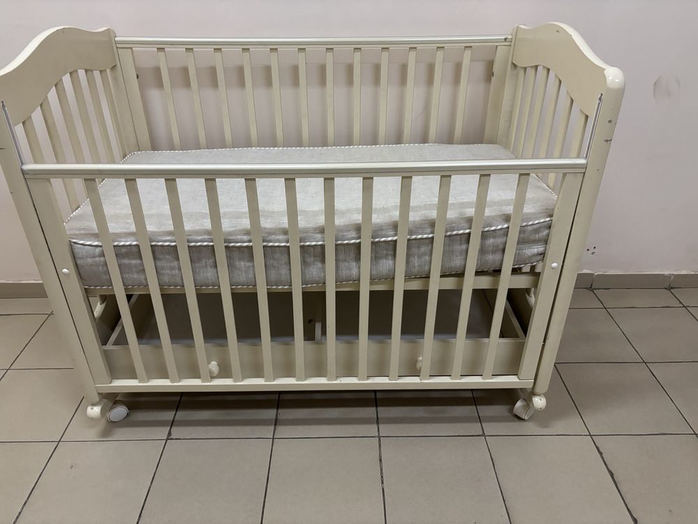 Продам детскую кровать