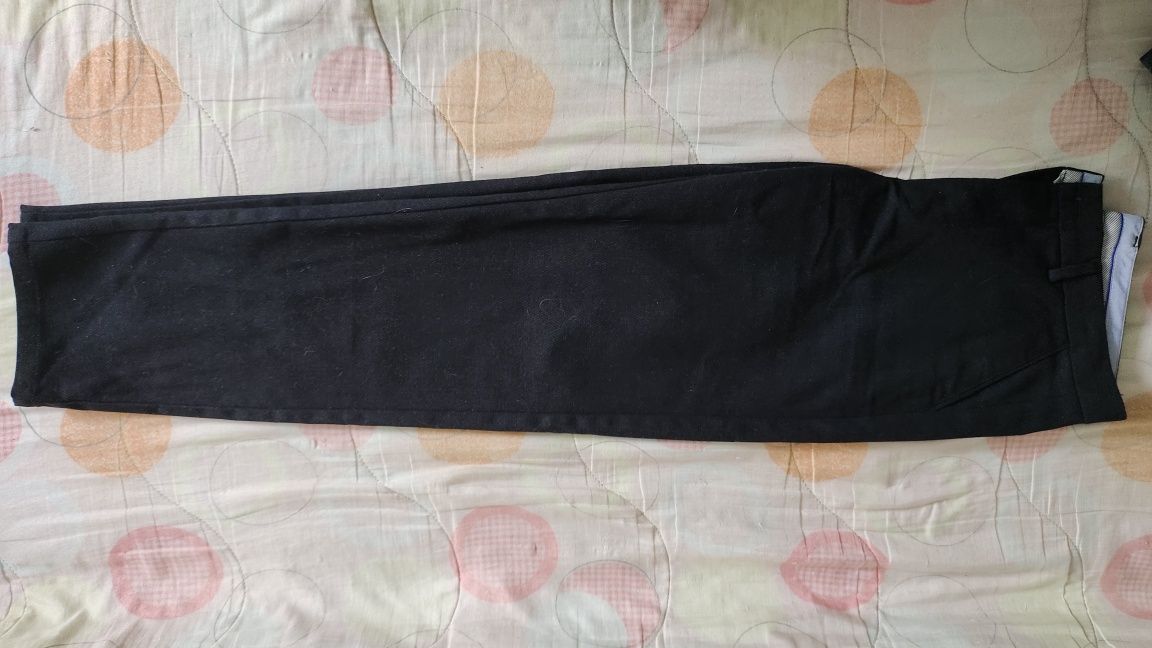 Продам мужские джинсы