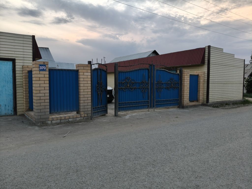 Продам дом на Водных дачах