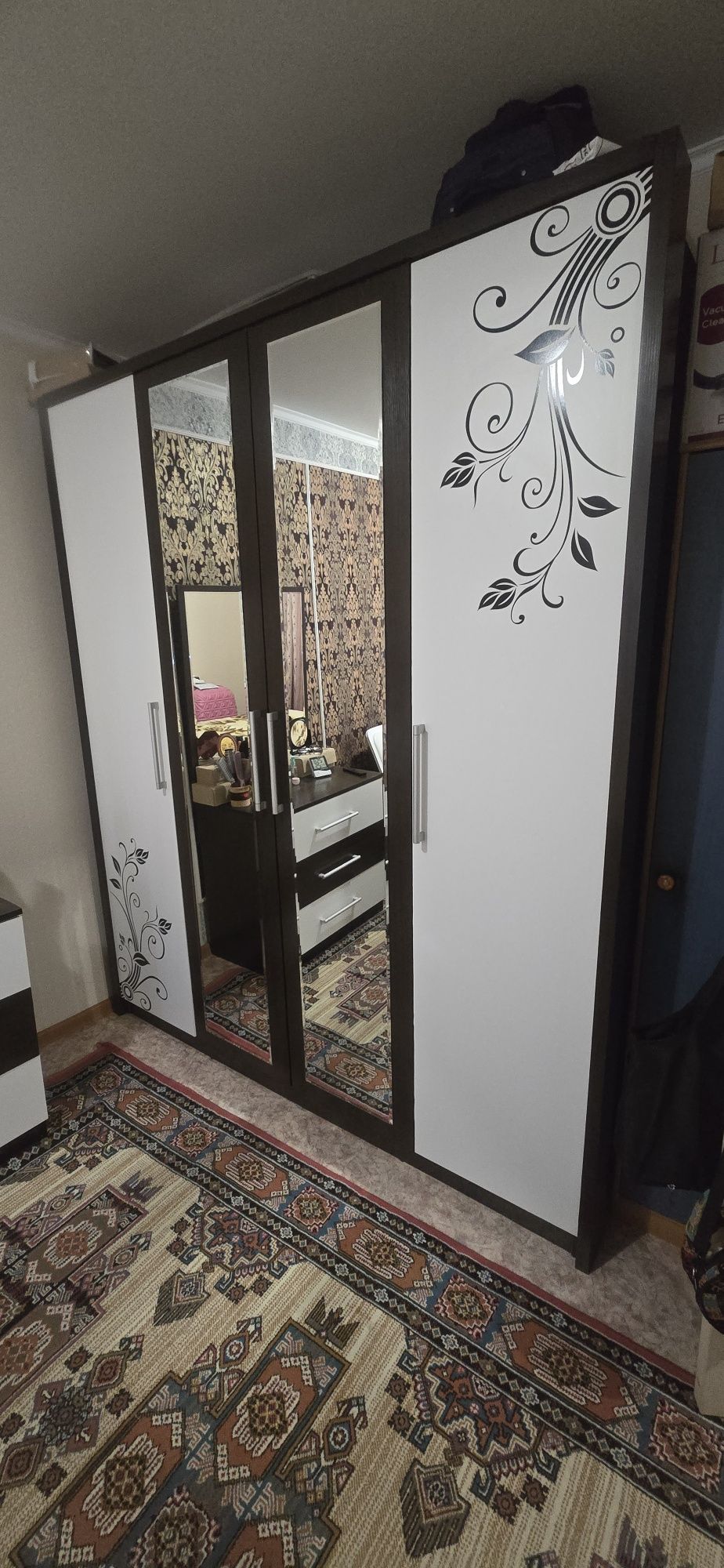 Срочно продам!!! Комплект спальный гарнитур