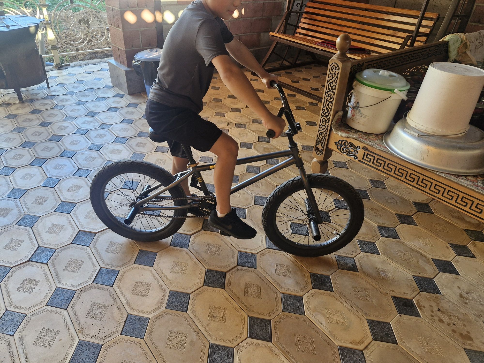 Продам Велосипед спортивный BMX