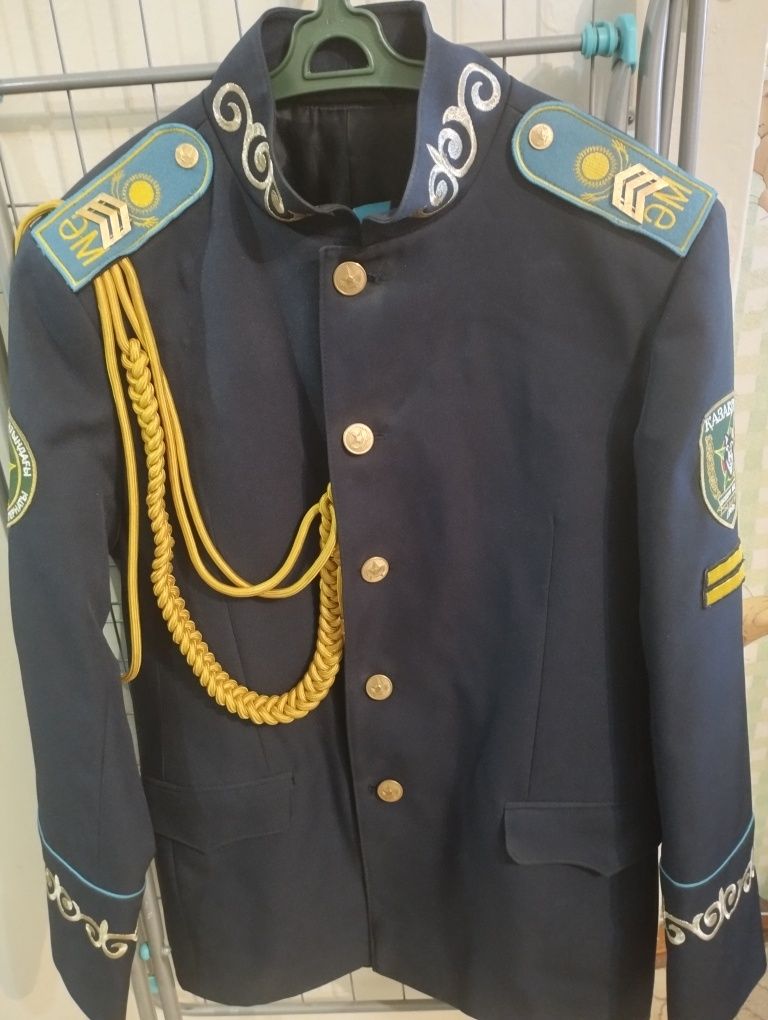 Продам форму кадета