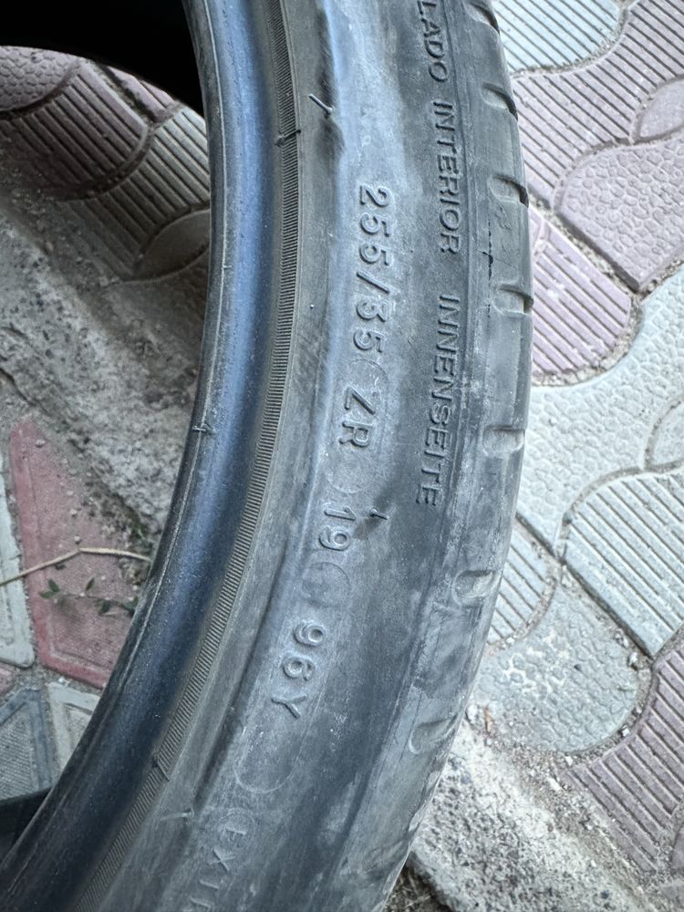 Шина 225/40/19,255/35/19,215/65/16