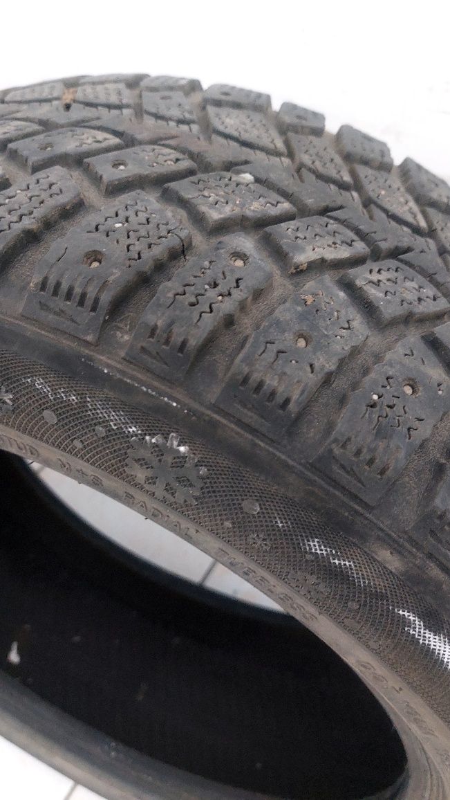 Продам Шины б/у 205/55 r 16